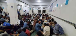 مركز النور للمكفوفين ينفذ مشروع افطار الصائم  ويوزع مساعدات نقدية للطلاب المكفوفين