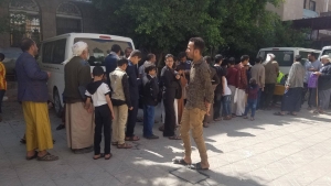 بدعم  من الاغاثة الاسلاميه مركز النور يوزع سلات غذائيه للطلاب المكفوفين